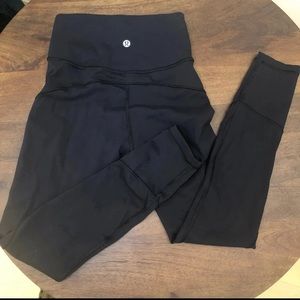 Lululemon In Movement Leggings 25”